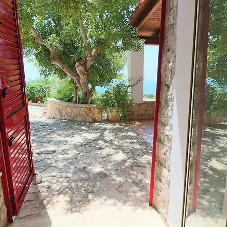 Ferienhaus Paradiso Con Piscina Patù